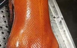 北京烤鸭是什么菜系_北京烤鸭属于哪个地方菜