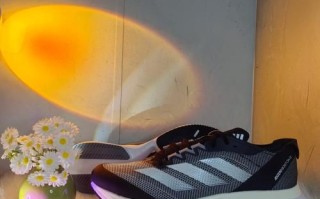 阿迪达斯鞋子怎么样_阿迪达斯跑鞋值得买吗