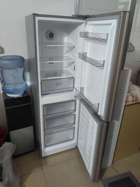 家用空调哪个牌子好_如何挑选省电又耐用的冰箱-第1张图片-俊逸知识馆 家用空调哪个牌子好_如何挑选省电又耐用的冰箱-第1张图片-俊逸知识馆