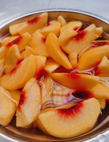 黄桃罐头怎么做_黄桃几月份成熟-第1张图片-俊逸知识馆