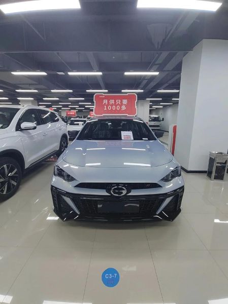 10万左右买什么车好_家用轿车哪款省油耐用-第3张图片-俊逸知识馆