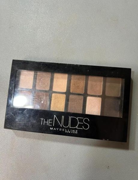 美宝莲眼影怎么样_美宝莲眼影好用吗-第1张图片-俊逸知识馆 美宝莲眼影怎么样_美宝莲眼影好用吗-第1张图片-俊逸知识馆