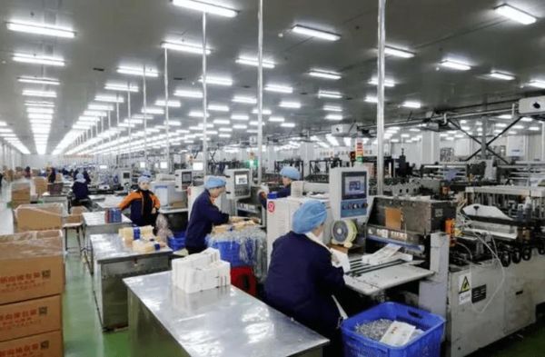 蓝思科技厂怎么样_蓝思科技工资待遇好吗-第2张图片-俊逸知识馆