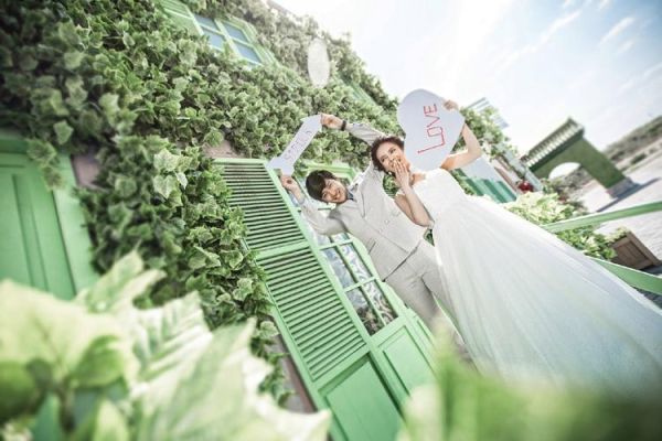 北京八月照相馆在哪_价格贵吗-第3张图片-俊逸知识馆