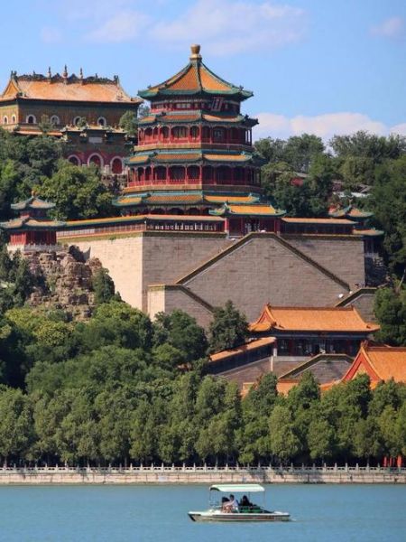 北京值得去的地方有哪些_北京旅游必去景点推荐-第2张图片-俊逸知识馆 北京值得去的地方有哪些_北京旅游必去景点推荐-第2张图片-俊逸知识馆