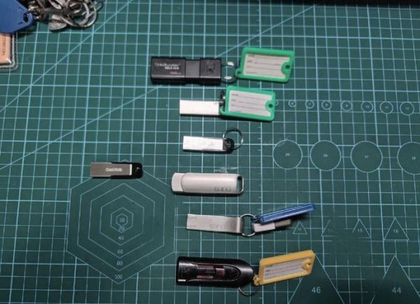 如何制作U盘启动盘_制作U盘启动盘用什么工具-第2张图片-俊逸知识馆 如何制作U盘启动盘_制作U盘启动盘用什么工具-第2张图片-俊逸知识馆