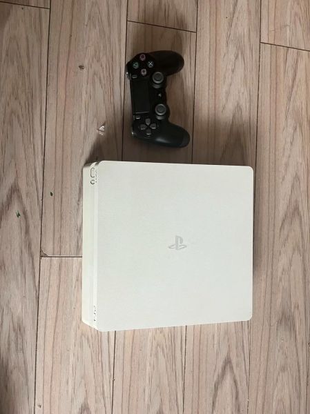 ps4怎么样值得买吗_ps4还能玩多久-第1张图片-俊逸知识馆